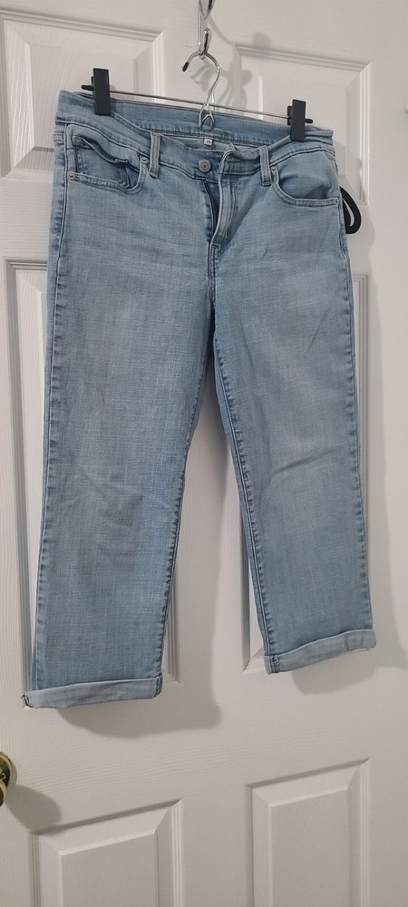 Levi's women jeans size 29