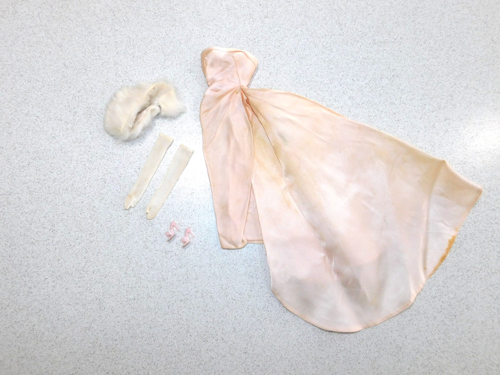 Barbie:  NICE Vintage ENCHANTED EVENING Outfit!
