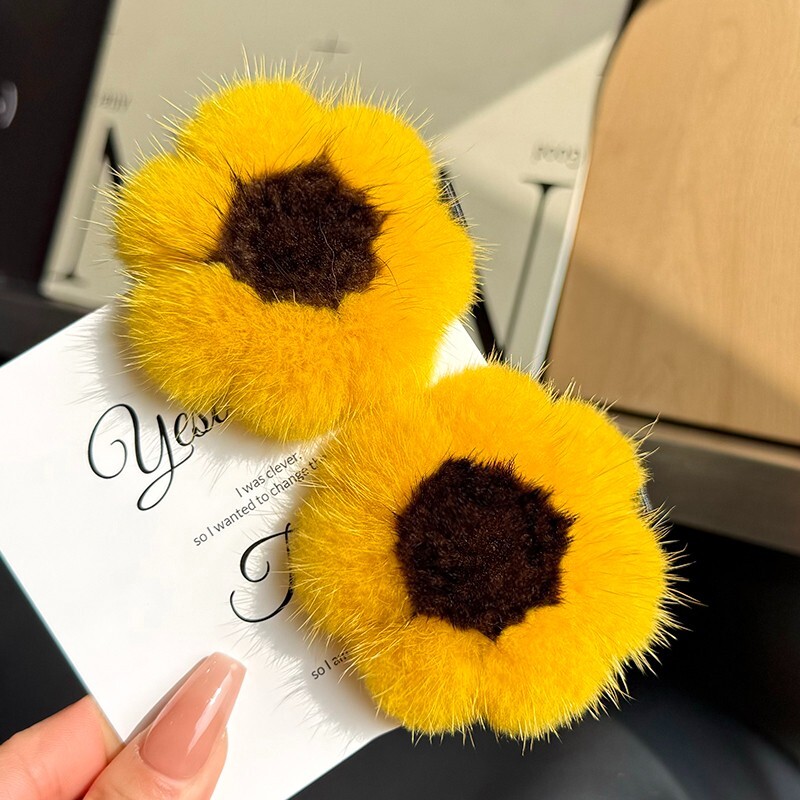 Cute Real Mink Fur Hair Clip Flower Hairpin for Women Girls