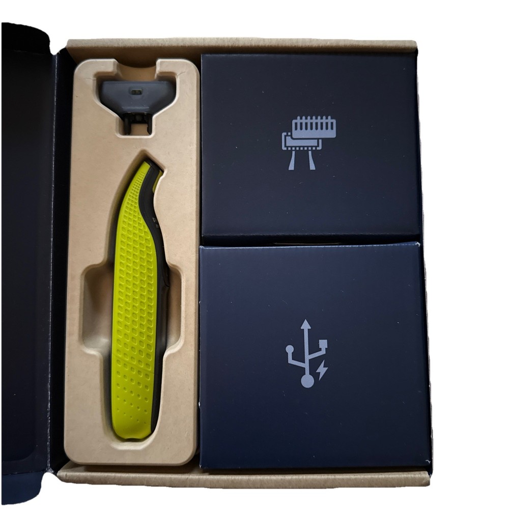 Norelco Philips OneBlade 360 Hybrid Face electric beard trimmer/shaver QP2724/90