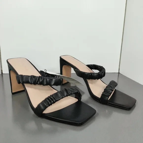 Ainsley Black Drop Square Toe Heels in Women's Size 9.5