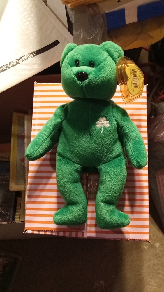 Ty Beanie Babies Erin Bear Retired 1997 Green Plush with Shamrock Tag