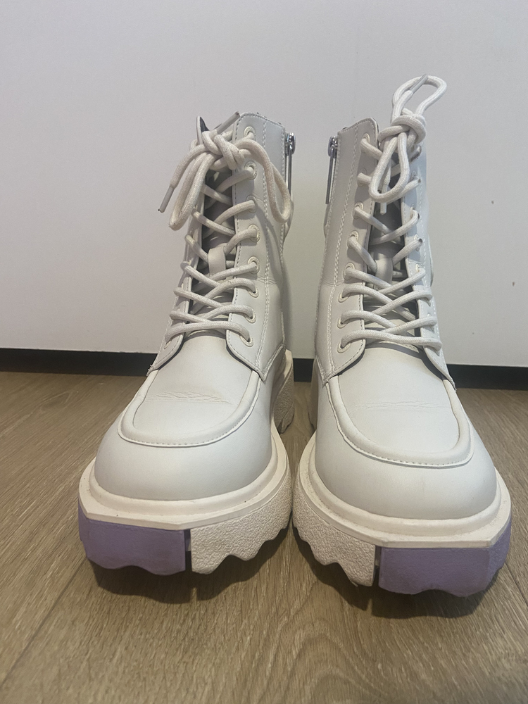 combat lace-up white  boots women size 7.5 shoes