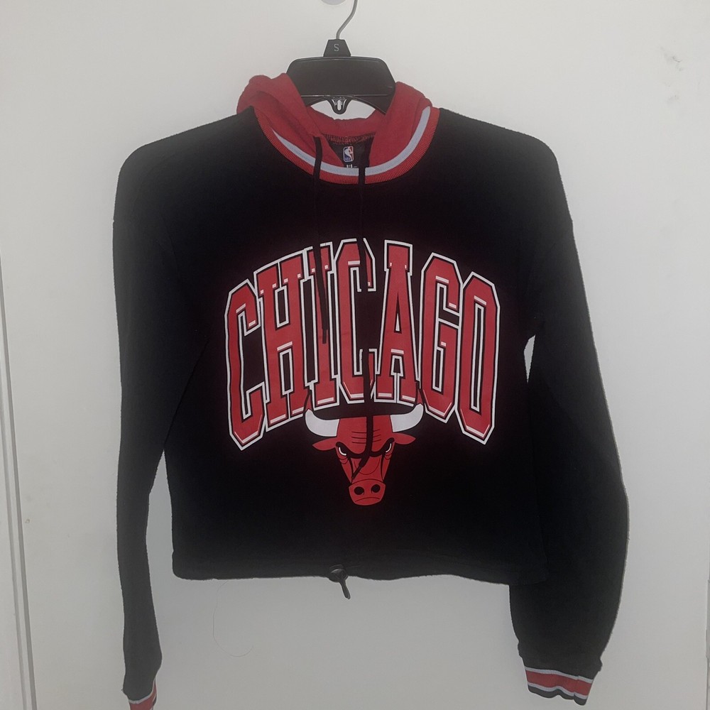 Chicago Bulls Womens Hoodie Crop Top  XS NBA Official Apparel