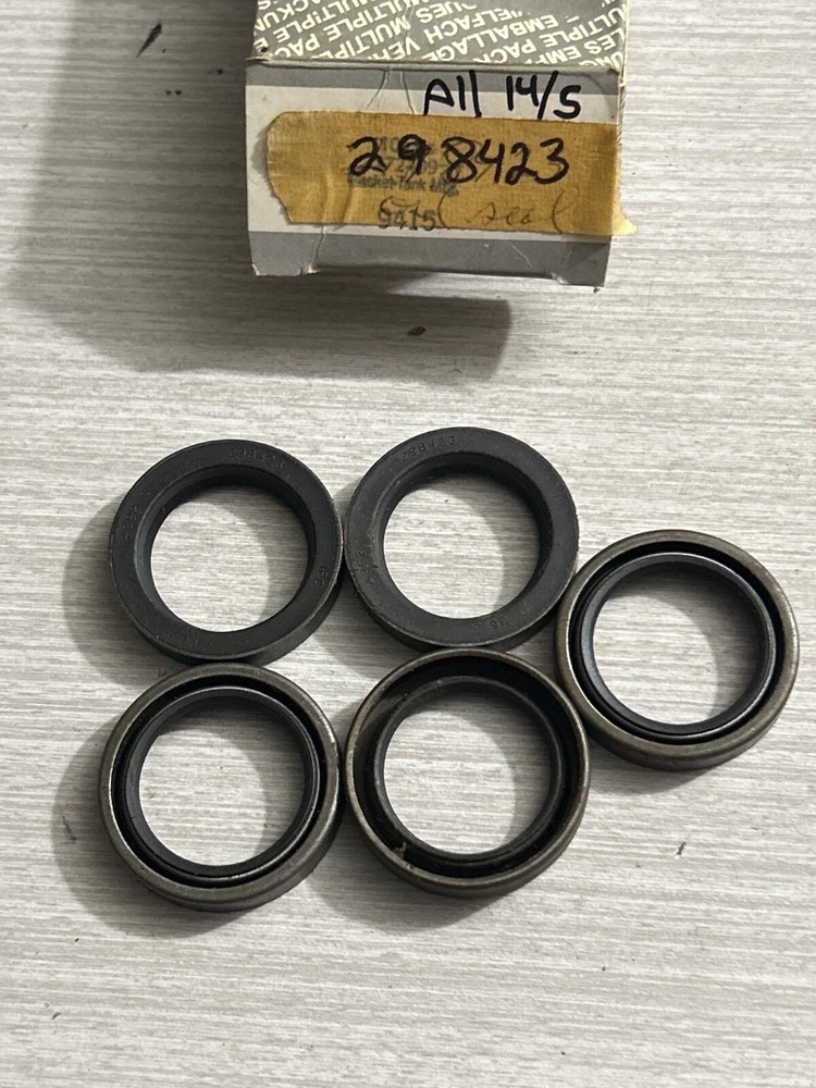 Briggs & Stratton D71 Engine Part Kit 298423 Complete Set