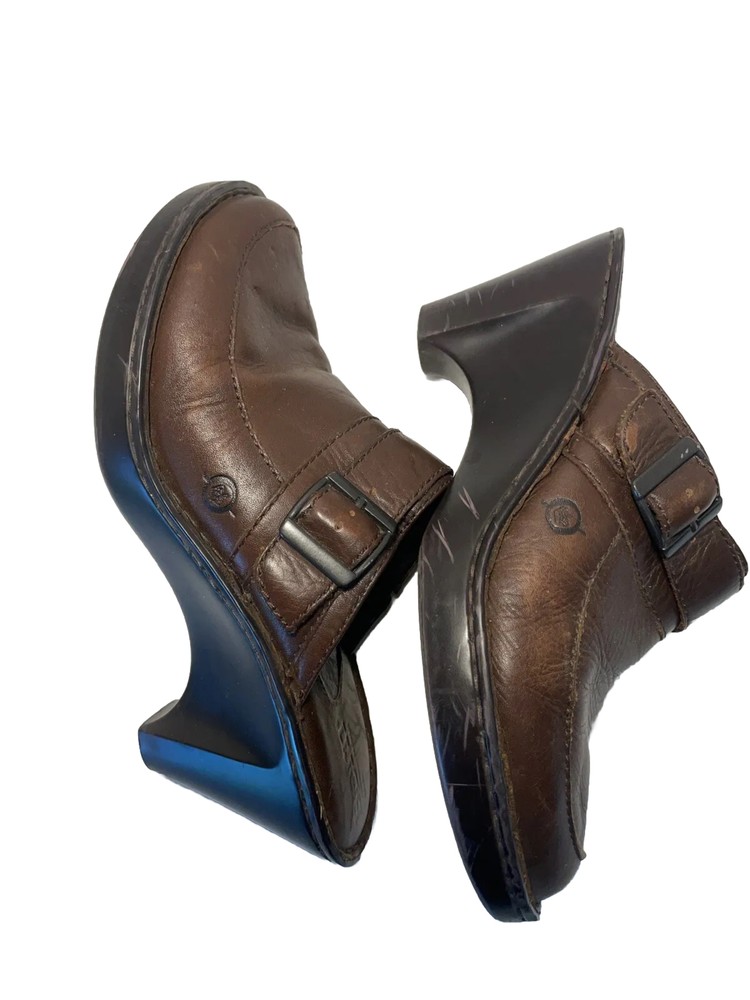 Women’s Brown Leather Slip-On Clogs Mules Heels by Born Size 9 M W61738