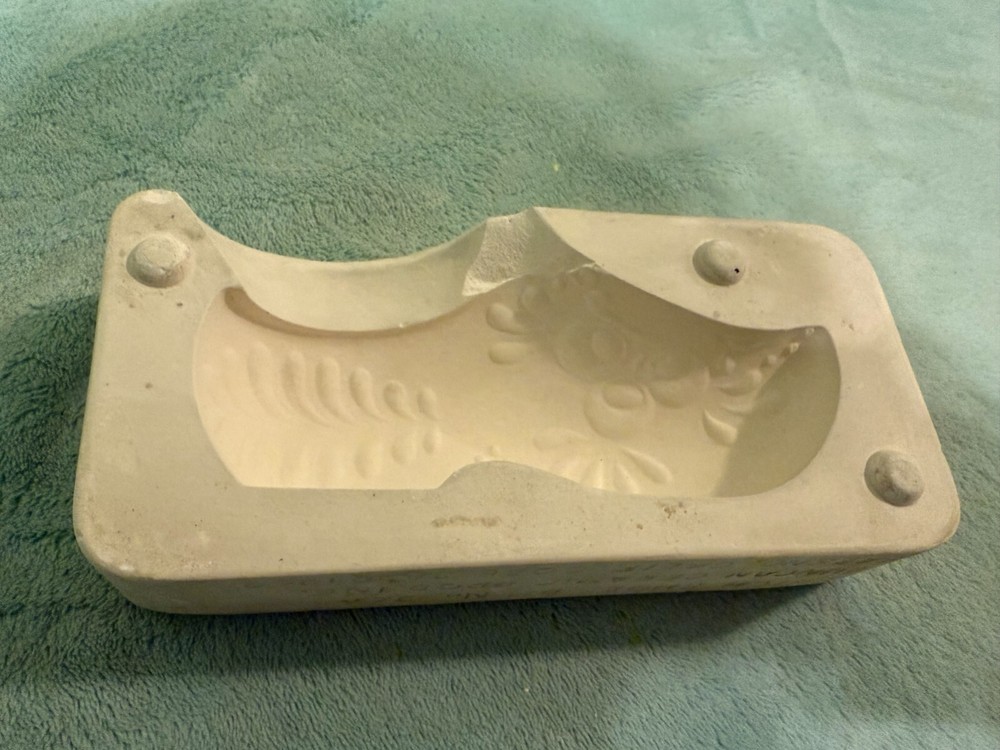 Dutch Shoe DM 26A Vintage Duncan Ceramic Slip Casting Mold **read description