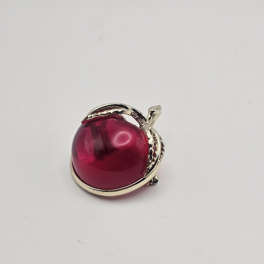 Vintage Sarah Coventry Fuchsia Pink Jelly Belly Apple Brooch Pin