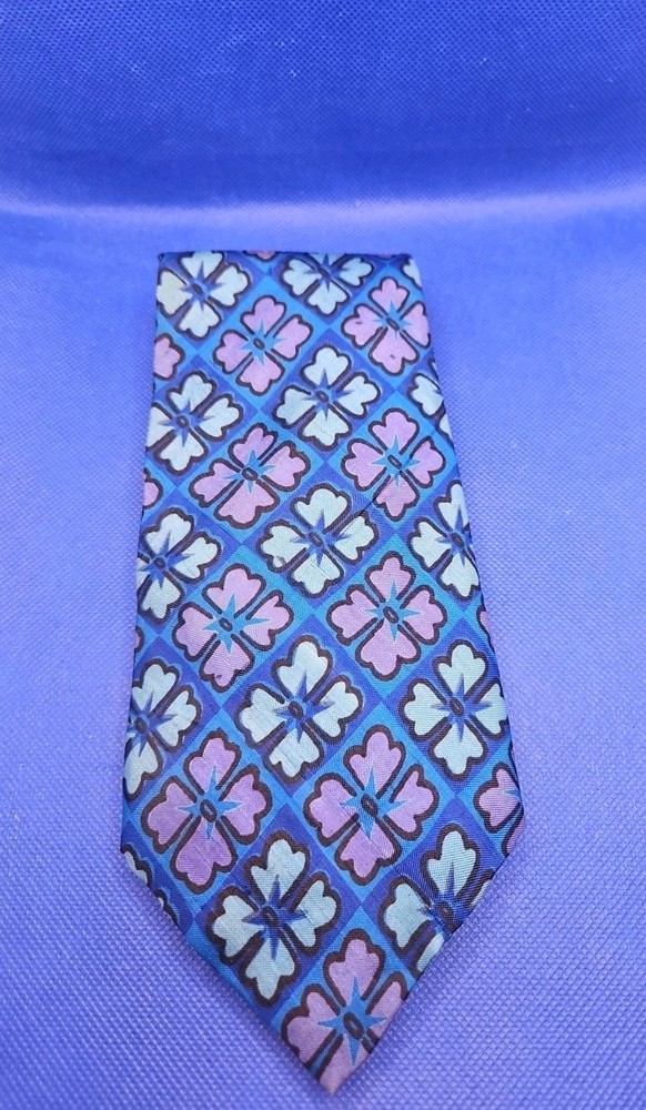 100%pure Thai Silk Tie, Hand Worked In Thailand.   Blue/Purple Geometric Pattern