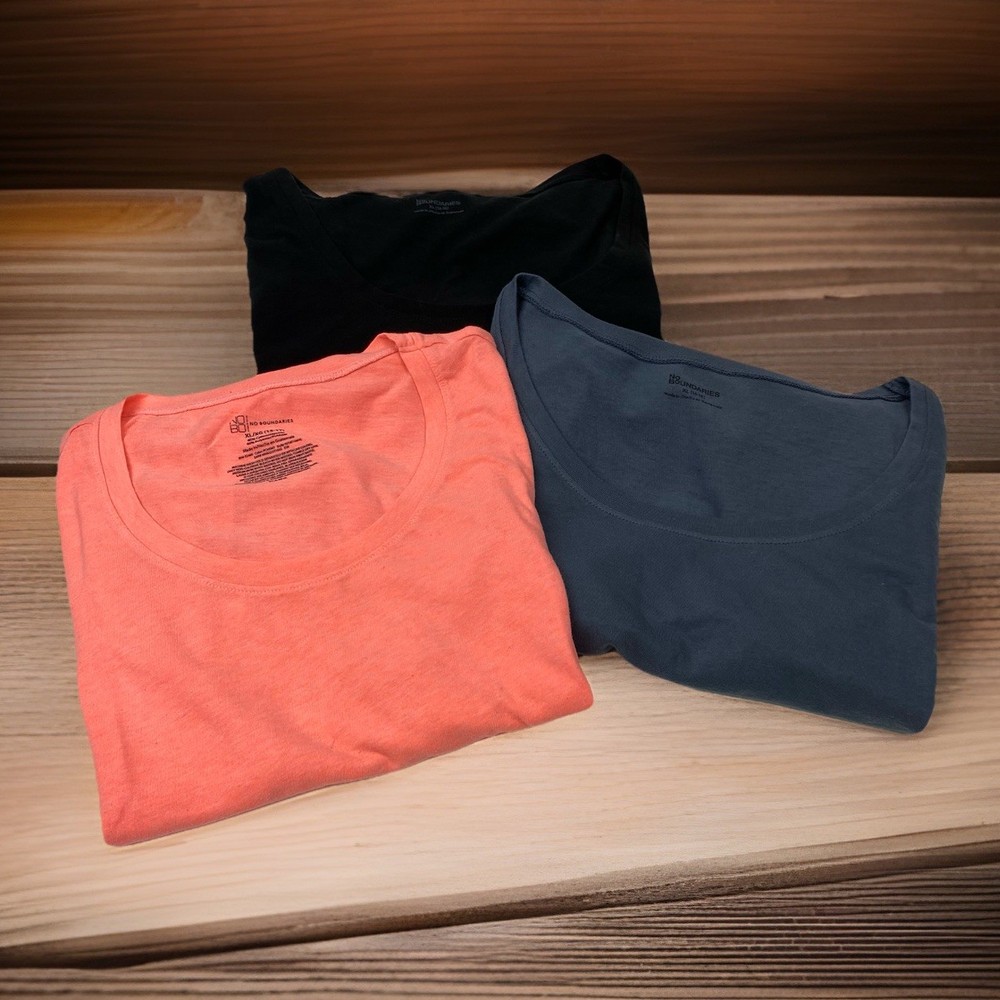 Lot Of 3 No Boundaries Womans XL Extra Large Short Sleeve T Shirt Pack Bundle
