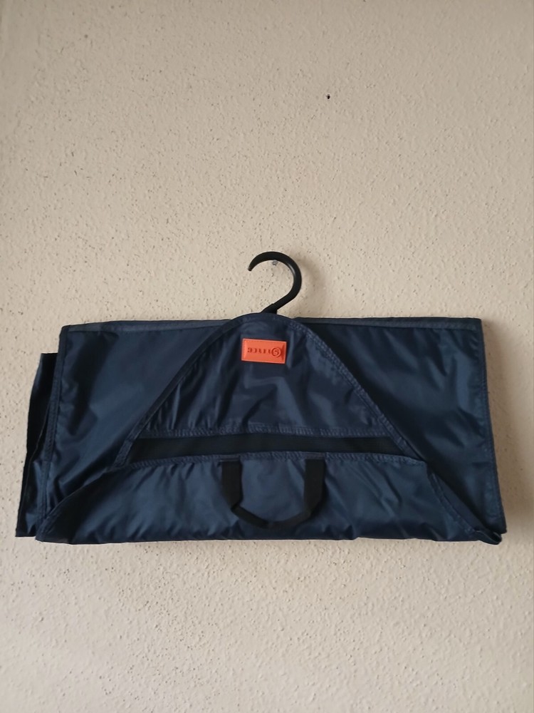 Stitch Golf Garment Bag