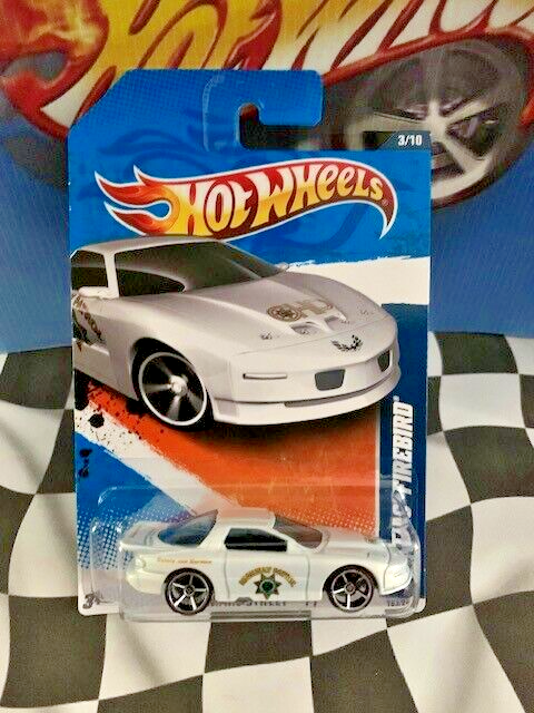 Hot Wheels 2011 HW Main Street 3/10 163 1996 Pontiac IROC Firebird WHITE Police