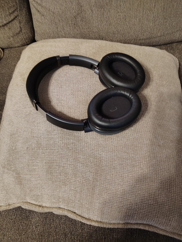 JBL Tour ONE Wireless Bluetooth Over-Ear Headphones These R Yop Of The Line JBLs