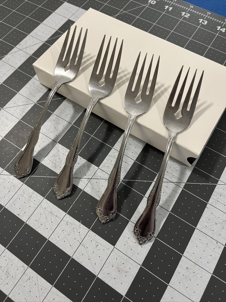 Oneida Ltd Mansfield Amadeus (4) Salad Forks Rogers Deluxe Stainless Flatware