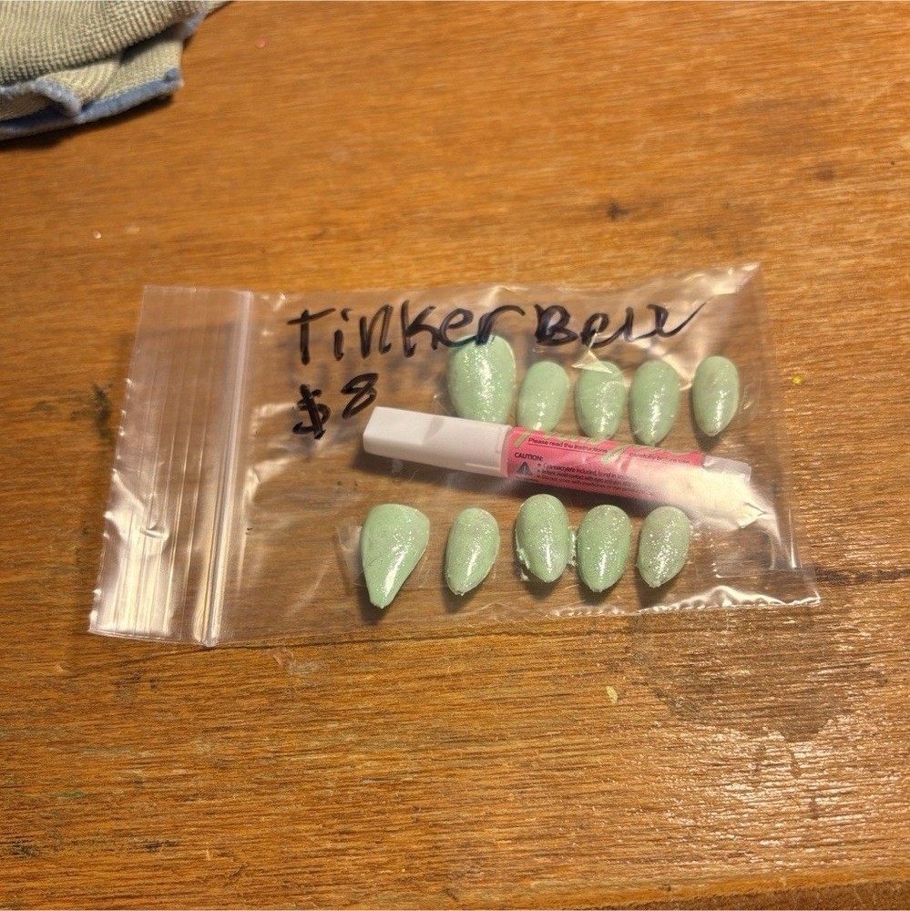 Homemade Green Shiny Almond Press-On Nails Full Cover Pre-Designed with Glue