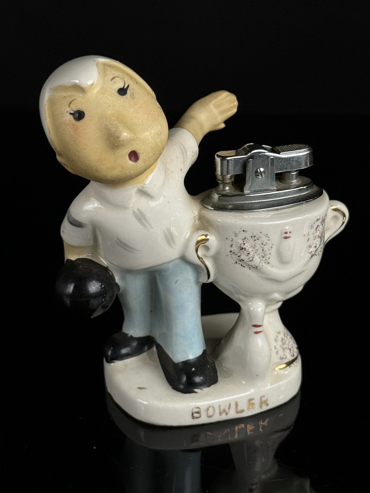 C28 Vintage 1962 Amico Bowler Bowling Figurine Lighter Japan