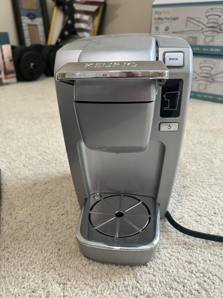 keurig k-mini single serve coffee maker
