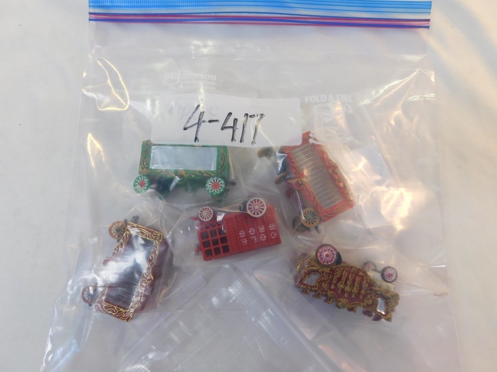 Grab Bag HO Scale Cars Lot# 4-417, 5 Pieces