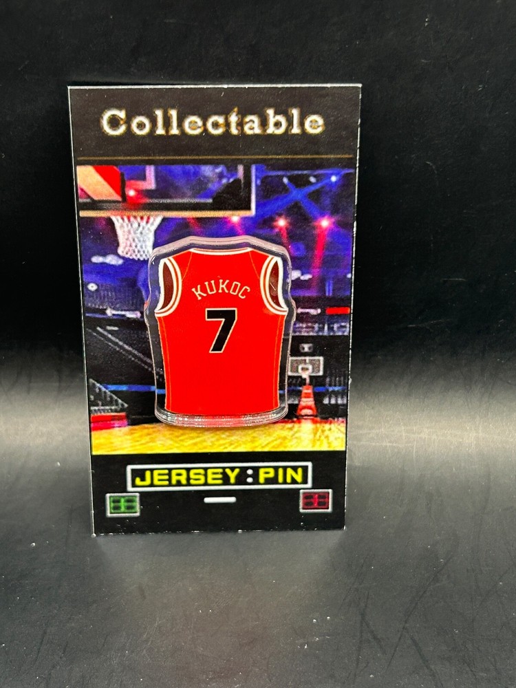 Chicago Bulls Toni Kukoc jersey lapel pin-Classic RETRO Collectable