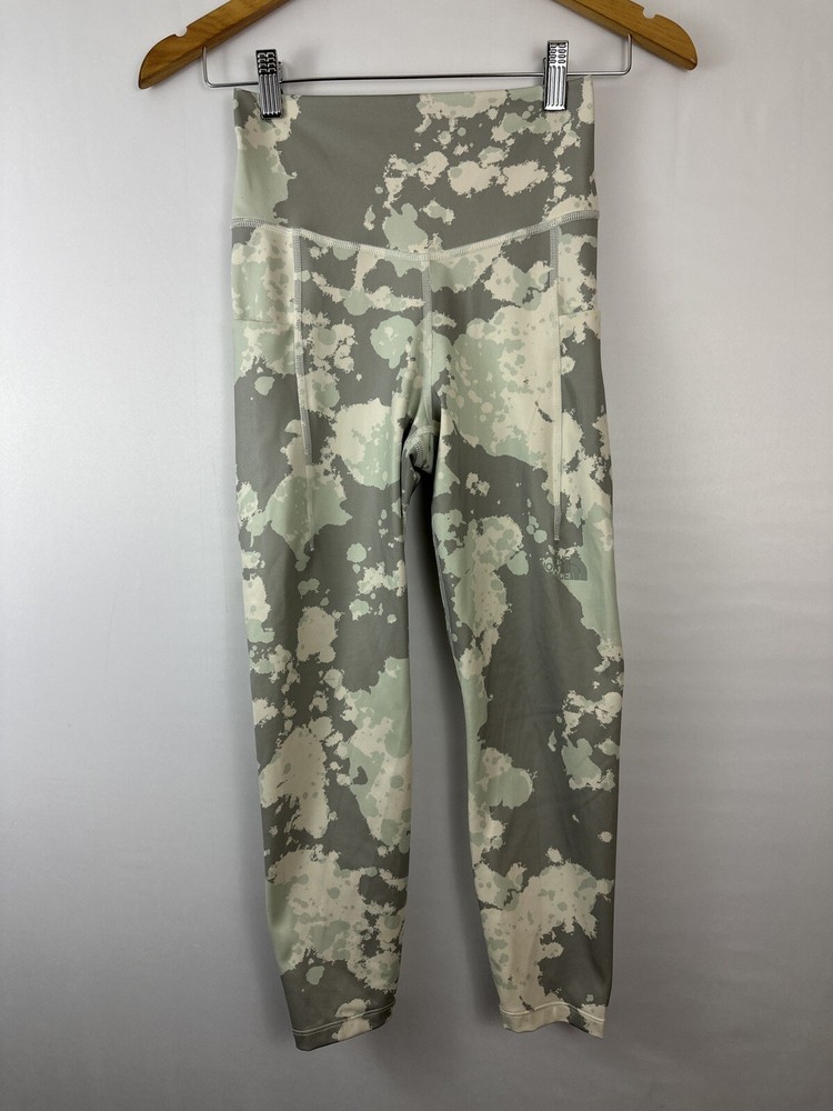 The North Face High Rise 7/8 Leggings Women’s Size Small With Pockets
