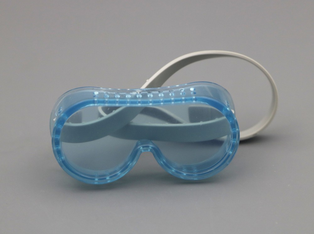 American Girl A pair of safety goggles for Luciana's MAKER STATION 18'' doll