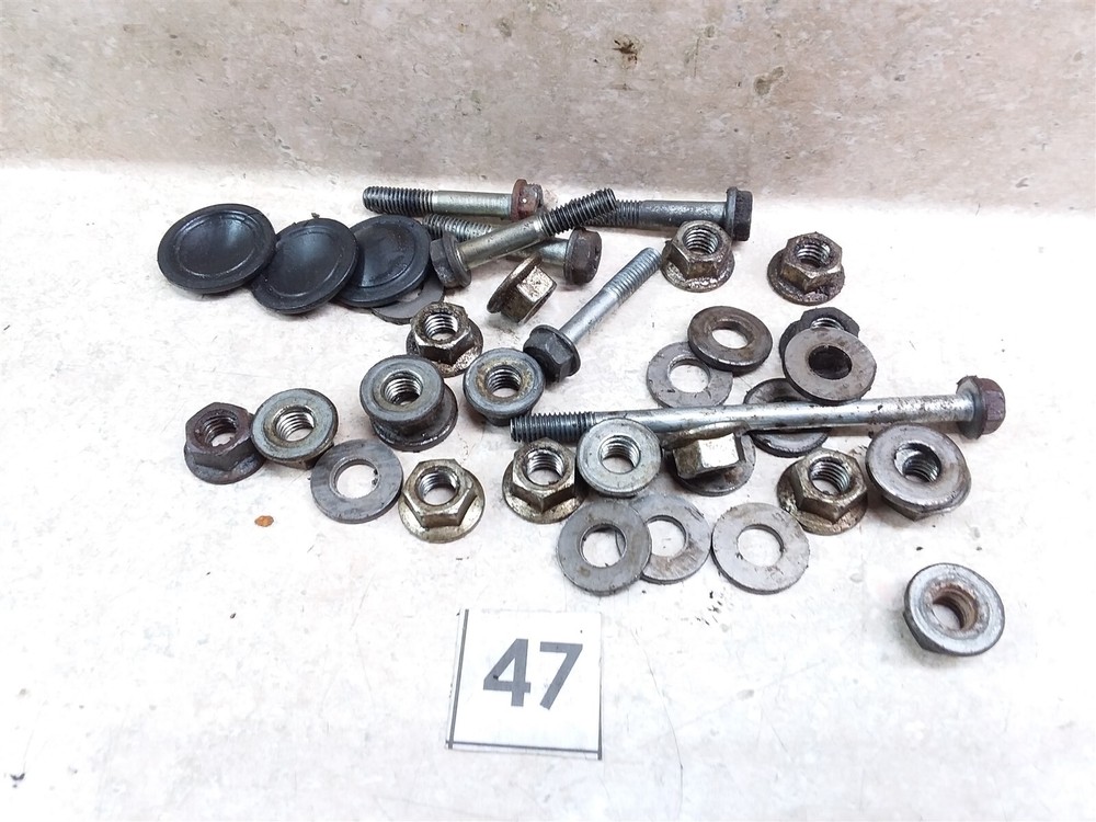 1977-1978 Honda CB750-K Four Engine Cylinder Head Bolts Caps Lot #47 ANX C39