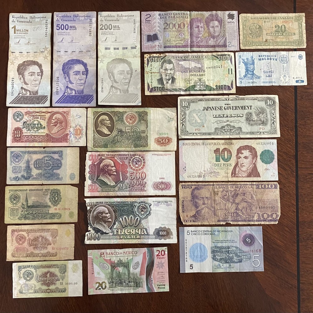 Lot of 20 Assorted Foreign Banknotes 10 Countries World Paper Money Currency.