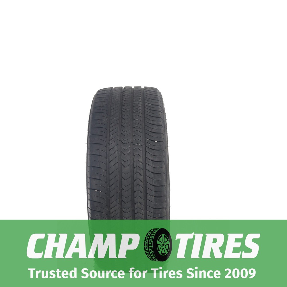 Set Of 2 P235/40R18 Goodyear Eagle Sport All-Season 91 W Used 7/32nds