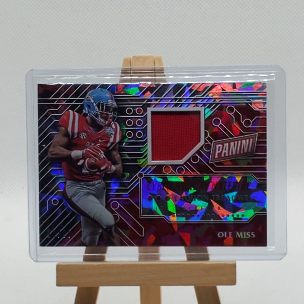 2016 Panini Cyber Monday Materials Cracked Ice Laquon Treadwell Rookie RC Limited to 25 Edition-image