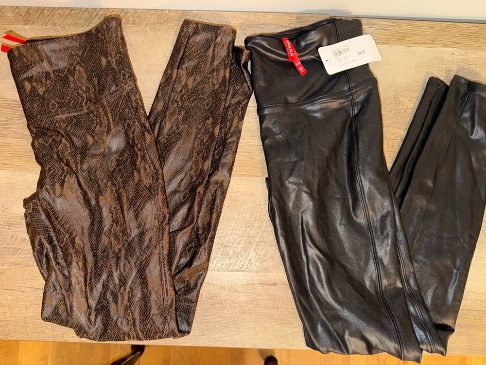 Spanx by Sara Blakely Women's Faux Leather Leggings Size M