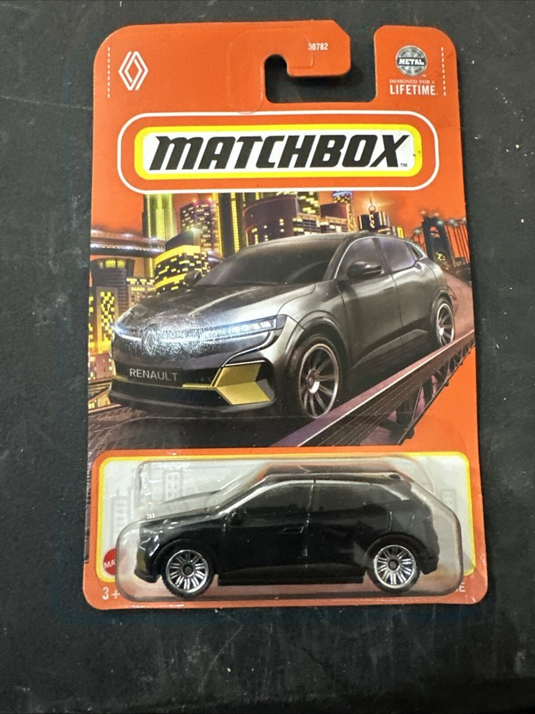 New! Matchbox 2022 Renault Megane #82/100