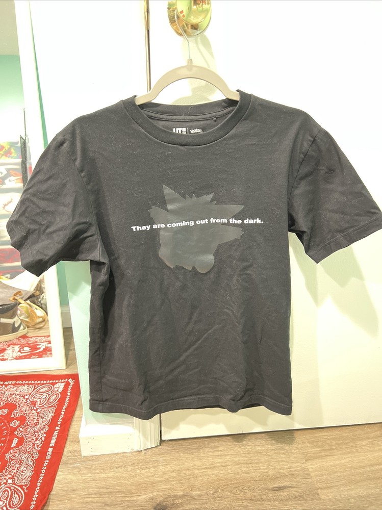 Uniqlo UT x Pokemon Allstars Gengar Small Mens T-Shirt Double Sided Black Cotton