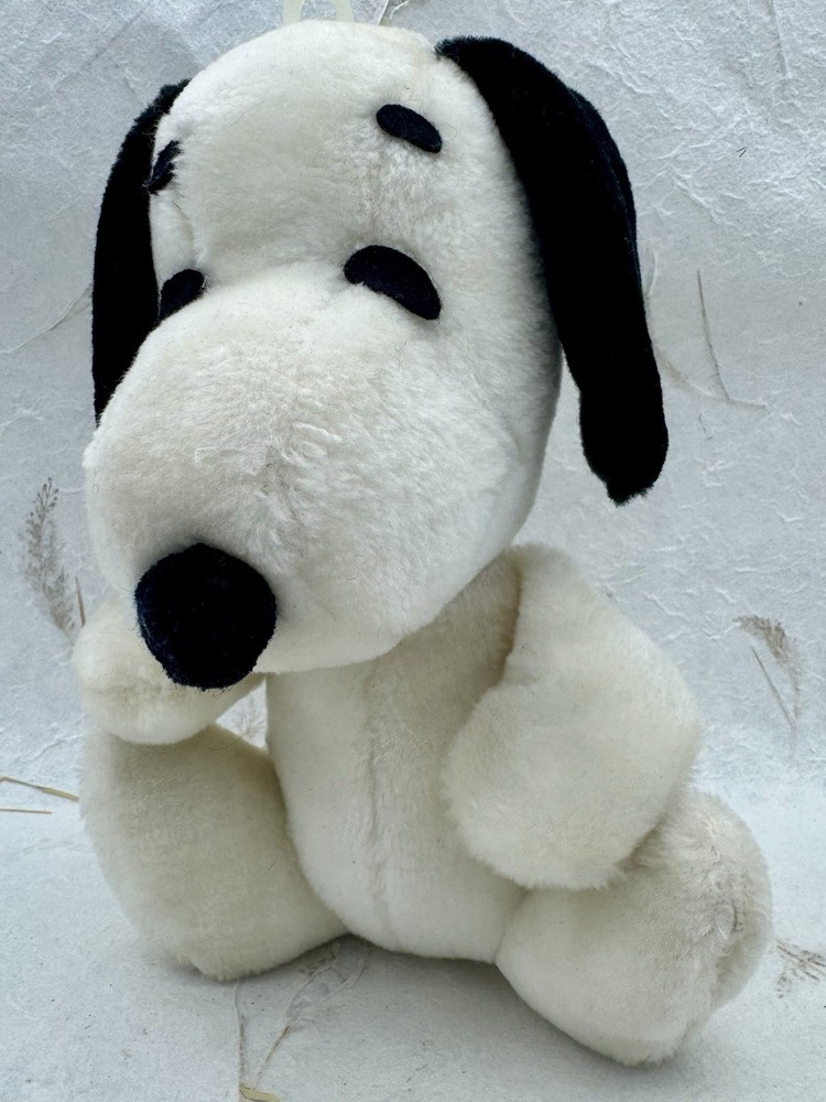 VTG Knickerbocker Snoopy Beagle Plush Toy 1958-1968 9.5 Inch Soft Dog Collectible