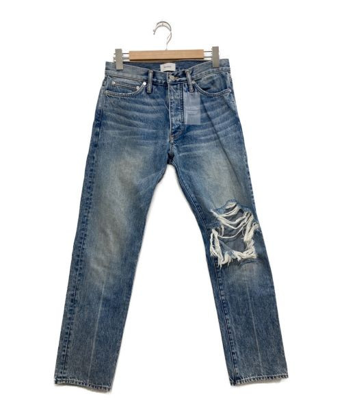 Vintage Distressed Denim Jeans for a Retro Look