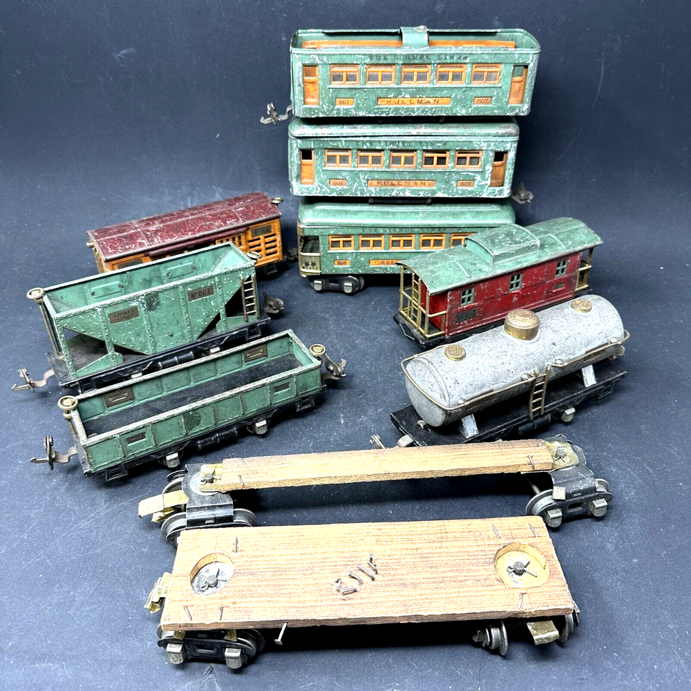 Vintage Lionel Prewar O Gauge Tinplate Freight Cars Lot of 8+ Models 803 804 806 807