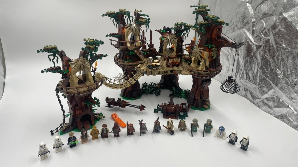 Lego Star Wars, 10236, Ewok village / 99% complete /