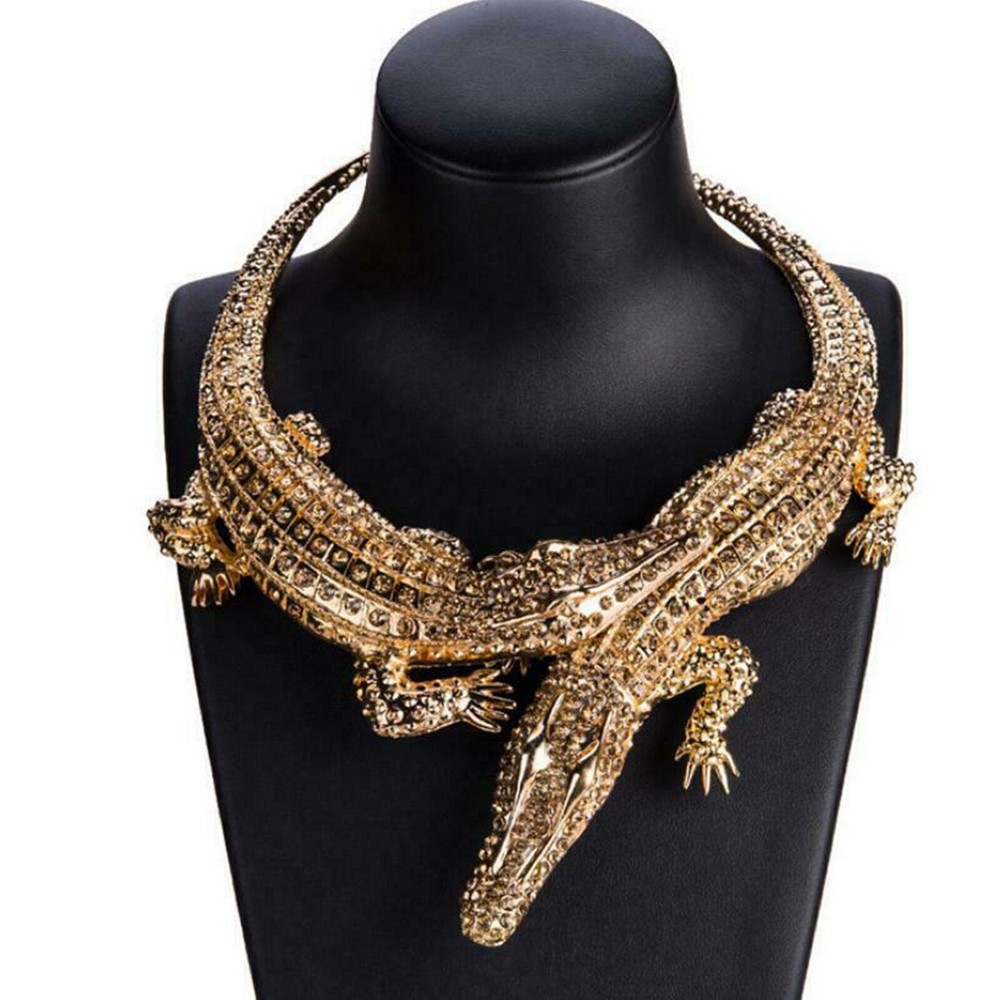 Crocodile Necklace Crystal Alligator Pendant Chain Rhinestone Women Charms Trend