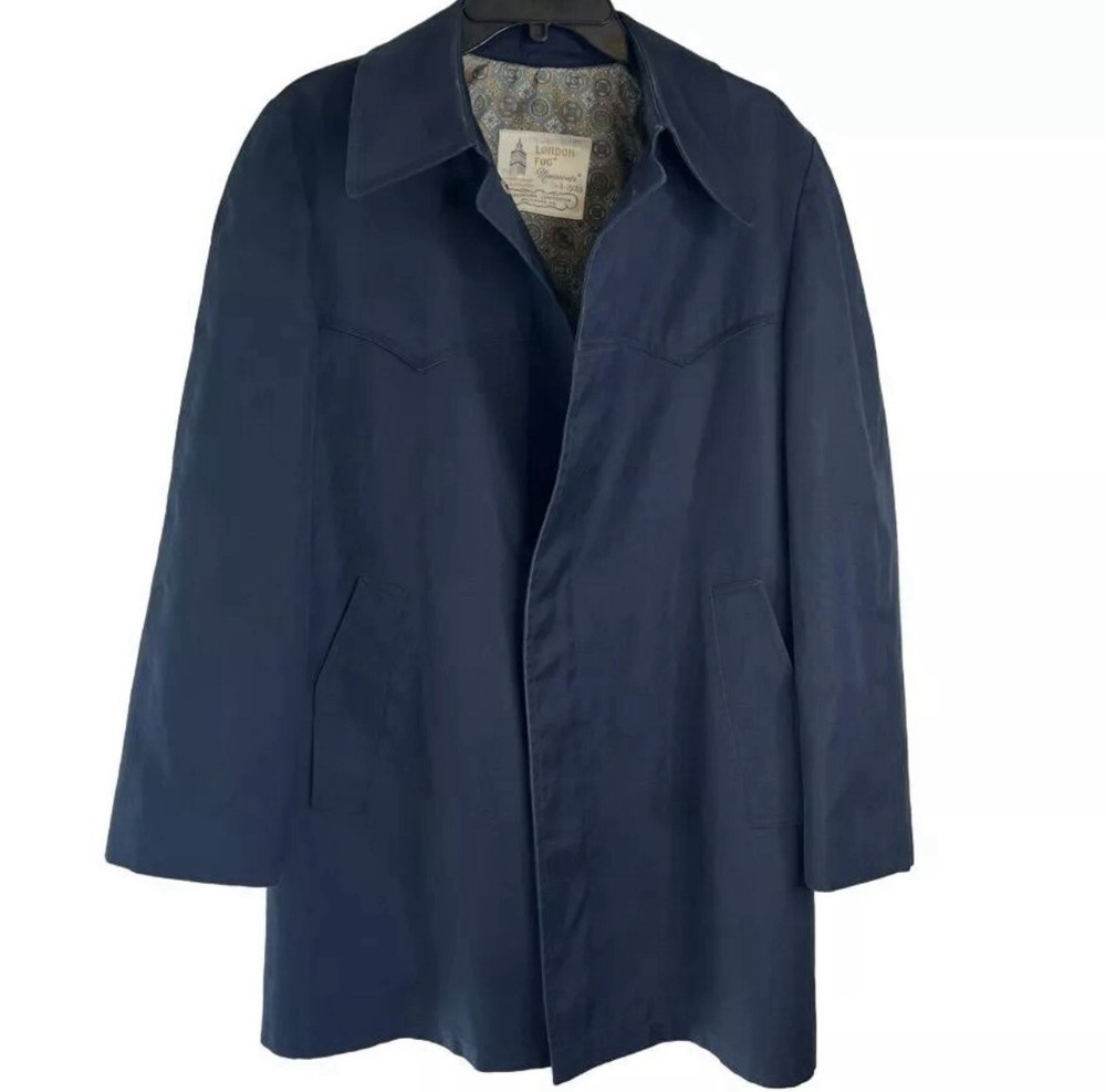 Navy Blue London Fog 38R Raincoat Topcoat Cleaned Pressed Ready to Wear