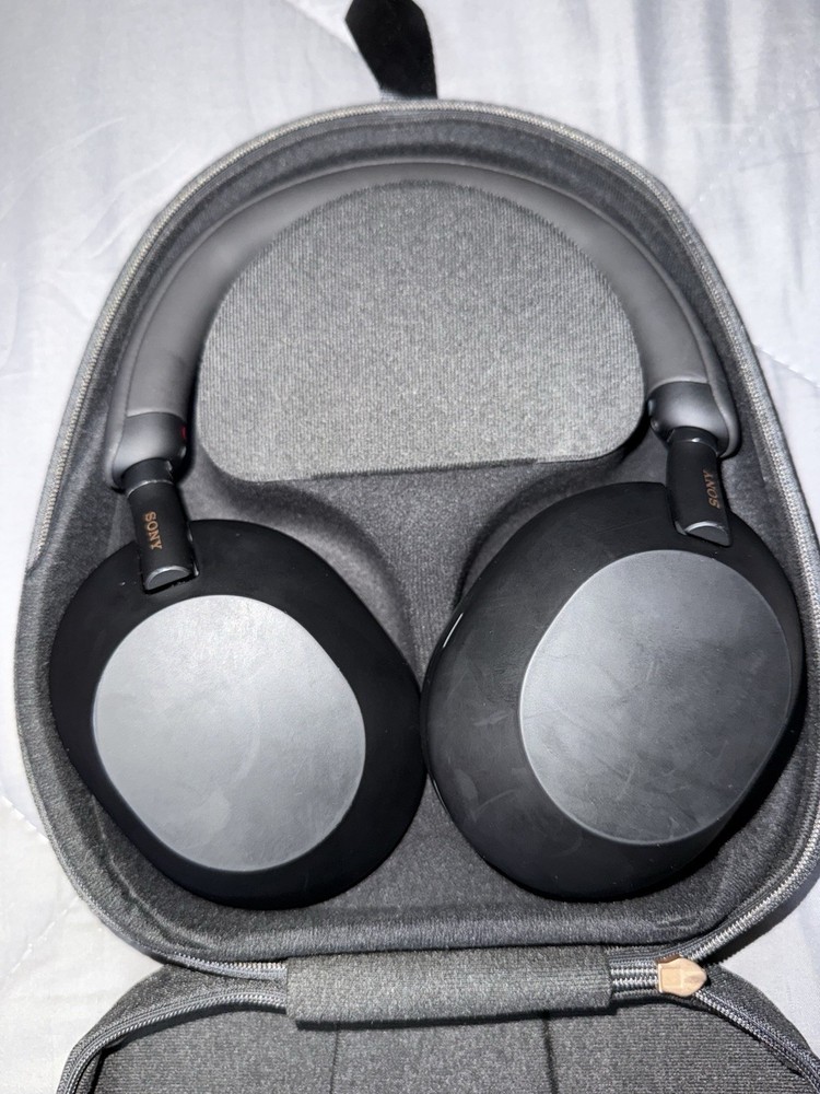 Sony WH-1000XM5 Wireless Noise Canceling Bluetooth Headphones with Industry-Leading Sound
