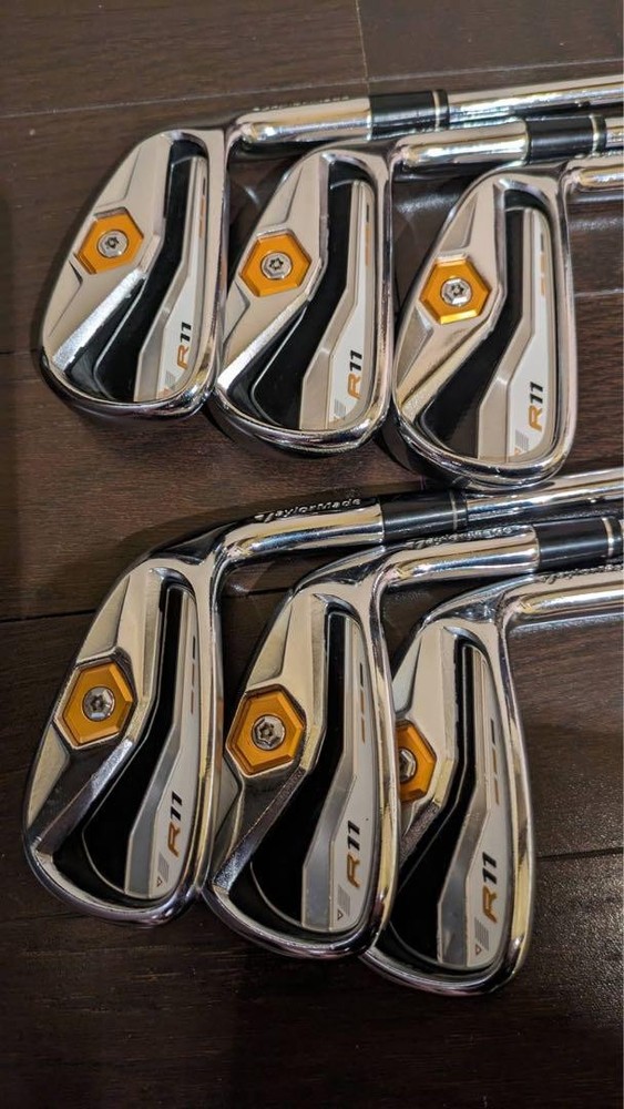 TaylorMade R11 Iron Set 5-9 P Steel Face Preowned Golf Clubs