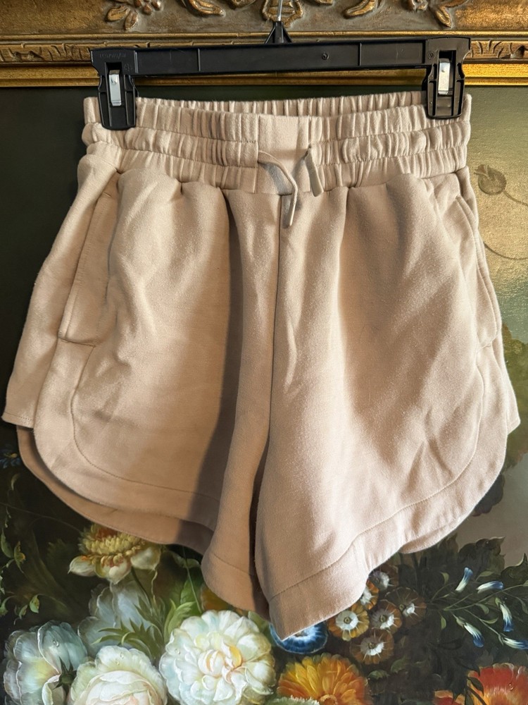 Varley Women's Sweatpant Shorts Tan, Size Small