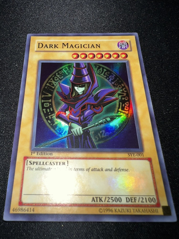 Yu-Gi-Oh! Dark Magician SYE-001 1st Edition Super Rare! Near Mint!