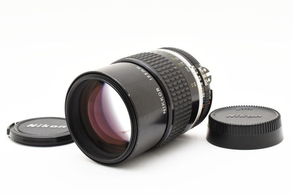 Nikon Ai-S Nikkor 135mm f/2.8 F Mount Prime Lens with Caps Used