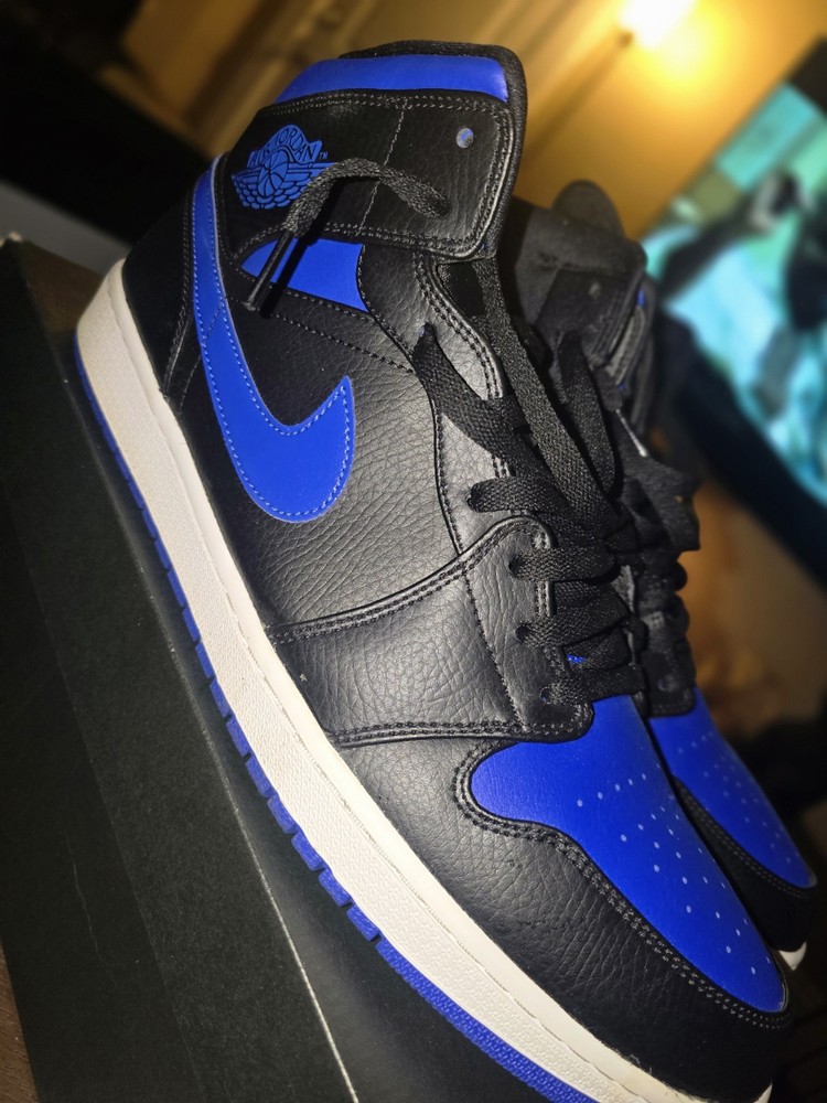 Jordan 1 mid hyper royal size 16