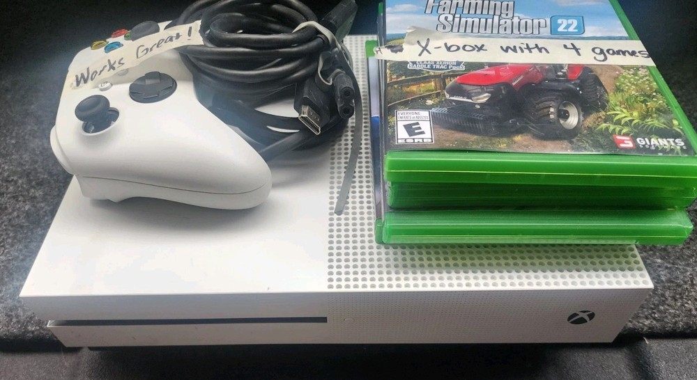 Xbox One S (1681) - 500GB White Disc Console - W/Controller - Cords,4 Games nice