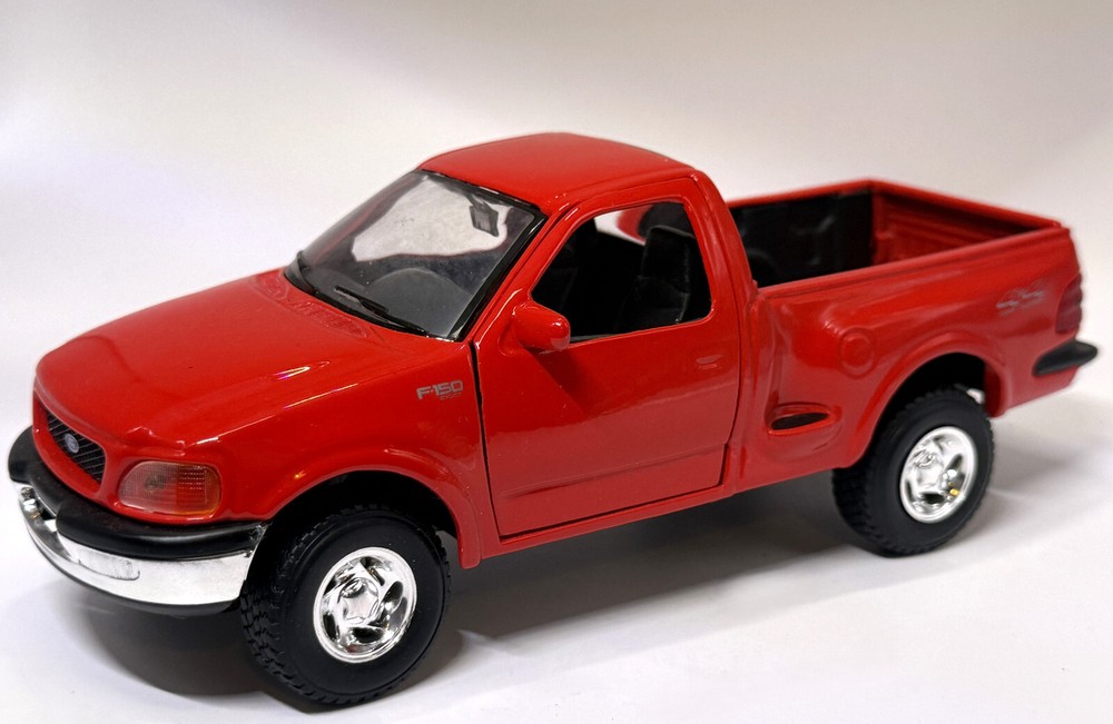 MAISTO 1:26 DIE CAST MODEL AUTO 1997 F150 RED 4x4 OFF ROAD TRUCK