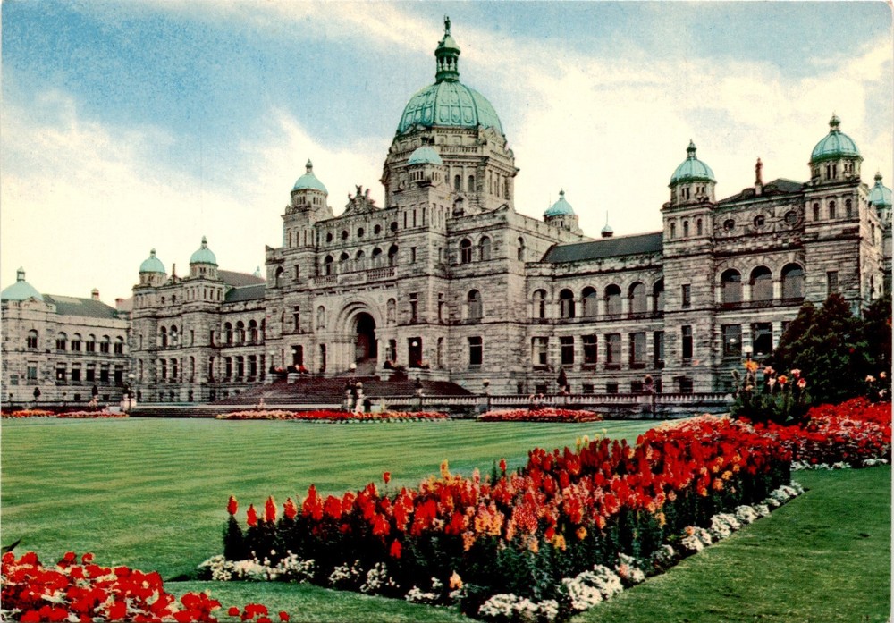 Parliament Buildings, Victoria, B.C. Postcard