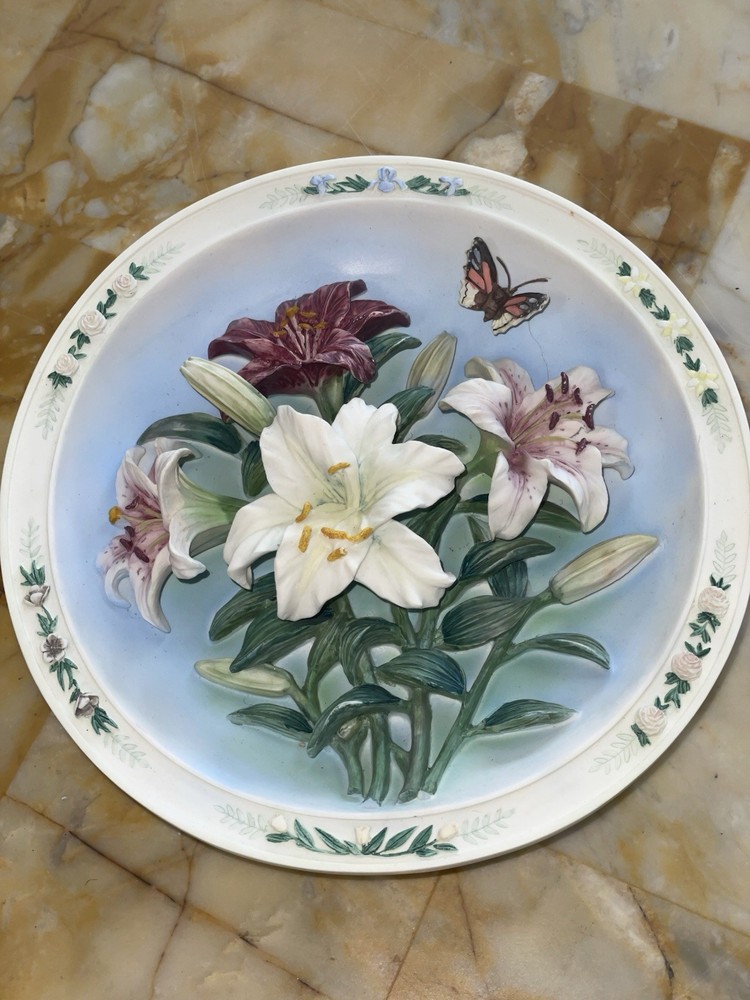 Lena Liu Beautiful Gardens Lily Plate by The Bradford Exchange