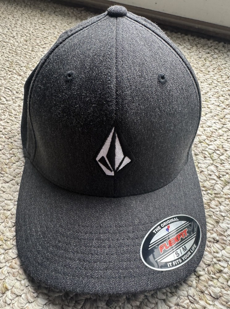 Volcom Full Stone Flexfit Hat - Grey  S/M NWT