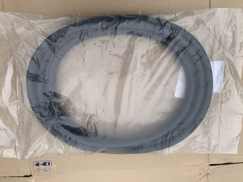 Jaguar MKII/Daimler V8 Rubber Seals. Front windscreen seal assembly